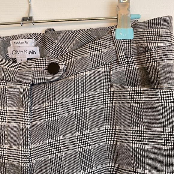Calvin Klein modern Fit Checked Capri Pants size 4 - Picture 3 of 4
